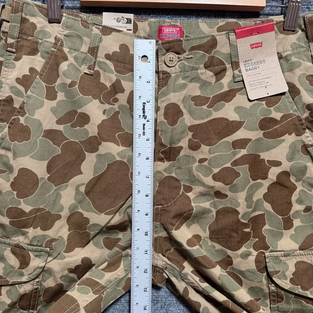 Levis XX Cargo Pants Mens 31x30 BAGGY Camo Ripstop‎